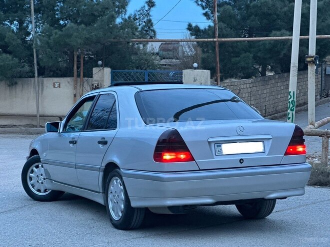 Mercedes C 220 1999, 413,075 km - 2.2 л - Bakı