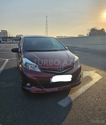 Toyota Vitz 2012, 98,000 km - 1.3 л - Bakı