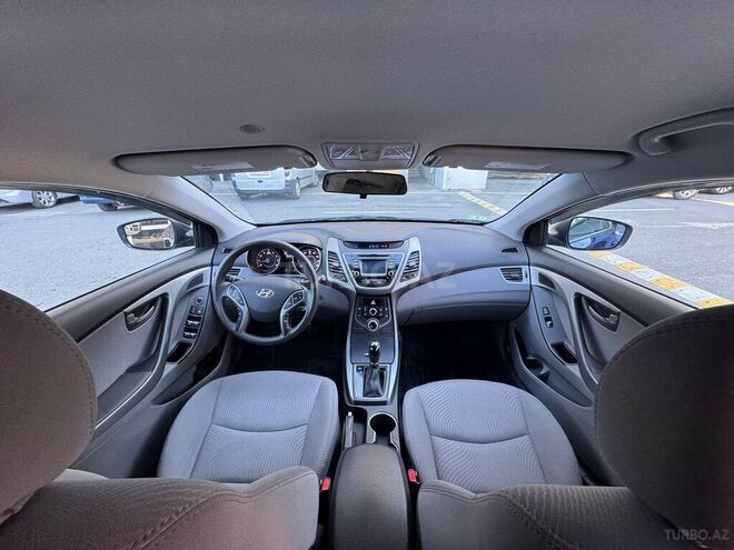 Hyundai Elantra 2015, 104,500 km - 1.8 л - Bakı