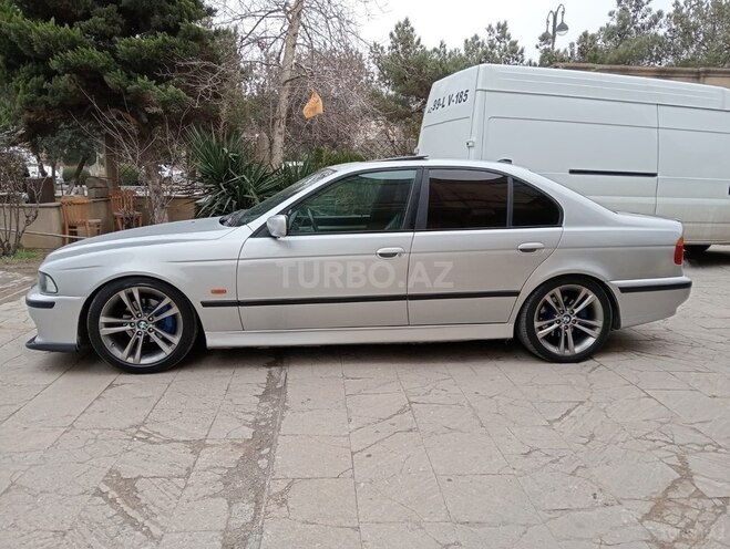 BMW 530 2001, 318,621 km - 3.0 л - Sumqayıt