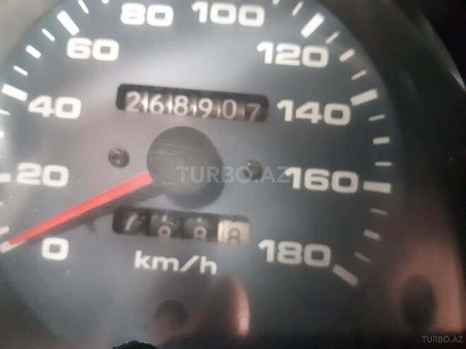 Toyota RAV 4 1996, 268,907 km - 2.0 л - Şəki
