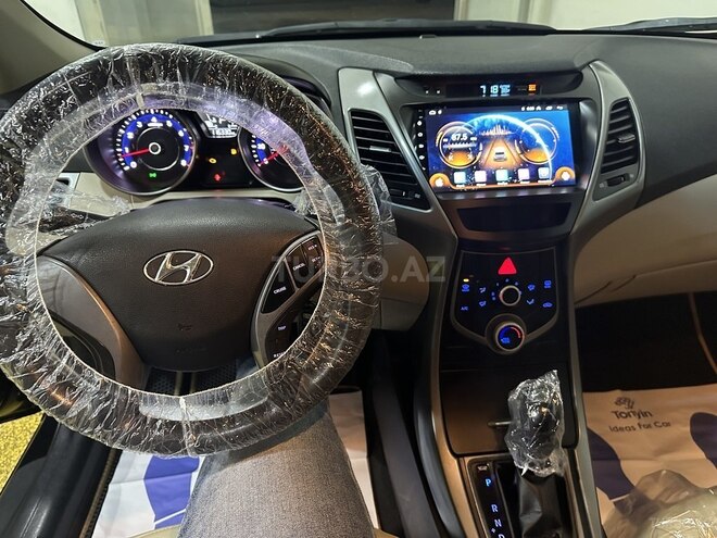 Hyundai Elantra 2015, 116,837 km - 1.8 л - Sumqayıt