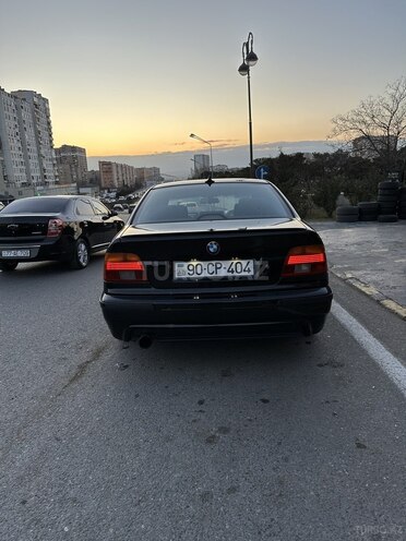 BMW 530 2001, 270,000 km - 3.0 л - Bakı