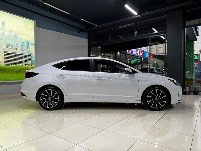 Hyundai Elantra 2019, 106,217 km - 2.0 л - Bakı
