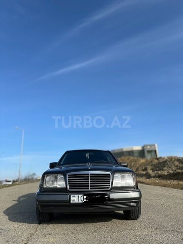 Mercedes E 280 1995, 317,000 km - 2.8 л - Bakı