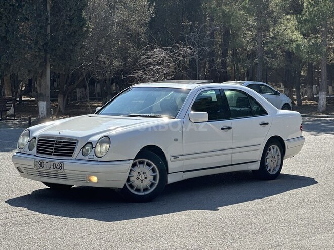 Mercedes E 200 1997, 355,000 km - 2.0 л - Sumqayıt