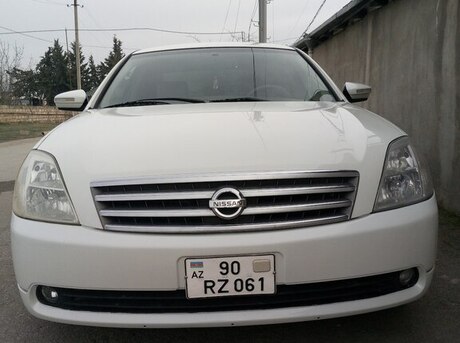 Nissan Teana 2003