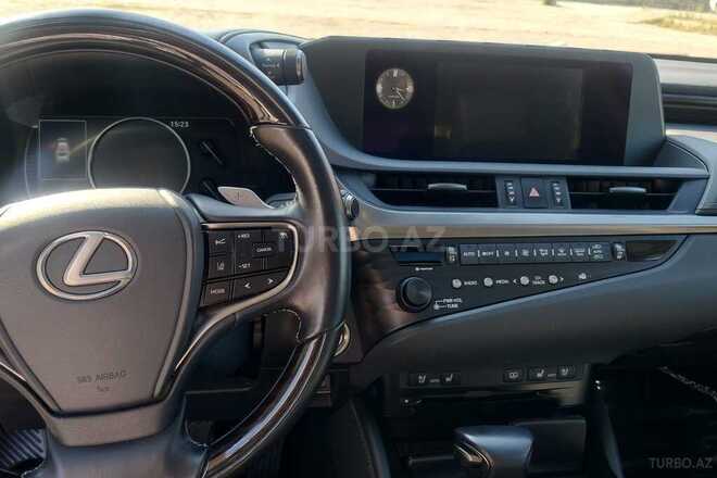 Lexus ES 250 2020, 25,000 km - 2.5 л - Bakı
