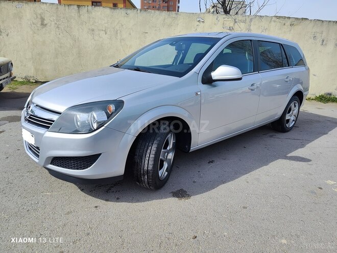 Opel Astra 2010, 320,000 km - 1.3 л - Bakı