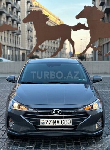Hyundai Elantra 2019, 16,000 km - 2.0 л - Bakı