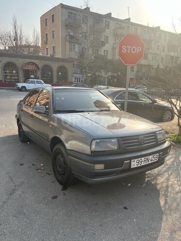 Volkswagen Vento 1993, 176,000 km - 1.8 л - Bakı