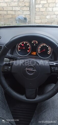 Opel Astra 2010, 179,669 km - 1.7 л - Sumqayıt