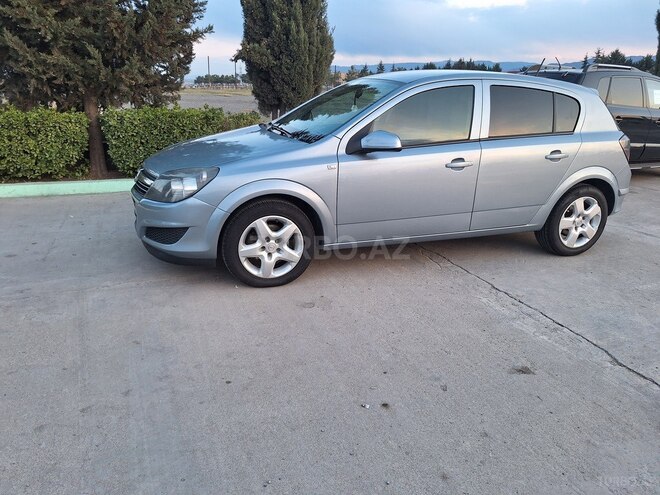 Opel Astra 2010, 256,000 km - 1.3 л - Şəmkir