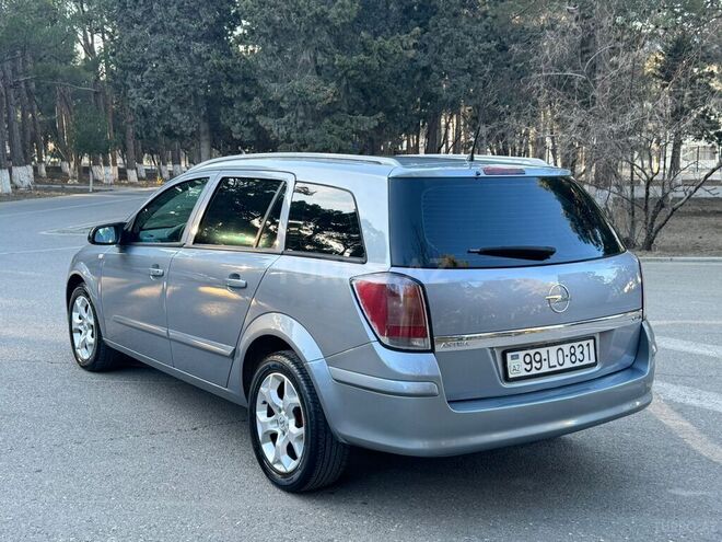 Opel Astra 2005, 286,000 km - 1.7 л - Sumqayıt