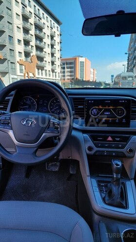 Hyundai Elantra 2017, 100,000 km - 2.0 л - Bakı