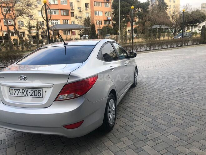 Hyundai Accent 2014, 180,247 km - 1.4 л - Bakı