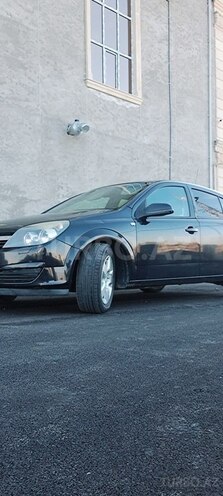Opel Astra 2006, 330,000 km - 1.3 л - Saatlı