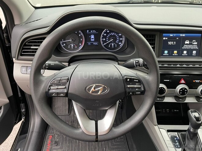 Hyundai Elantra 2018, 77,000 km - 2.0 л - Bakı