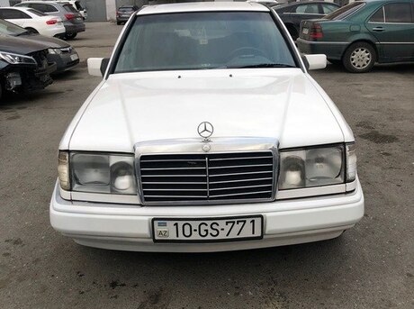 Mercedes E 200 1987