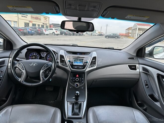 Hyundai Elantra 2015, 91,000 km - 1.8 л - Bakı
