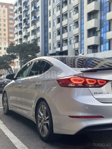 Hyundai Elantra 2016, 80,000 km - 2.0 л - Bakı