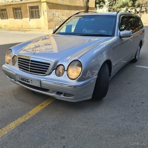 Mercedes E 270 2000, 290,000 km - 2.7 л - Bakı