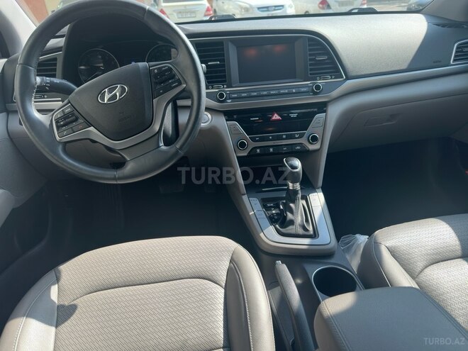 Hyundai Elantra 2016, 33,000 km - 2.0 л - Bakı