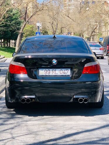 BMW 530 2006, 303,000 km - 3.0 л - Bakı
