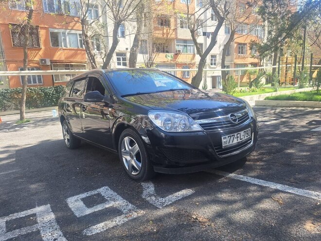 Opel Astra 2009, 240,000 km - 1.4 л - Bakı