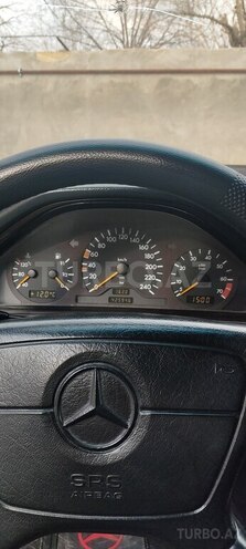 Mercedes E 200 1995, 432,000 km - 2.0 л - Biləsuvar