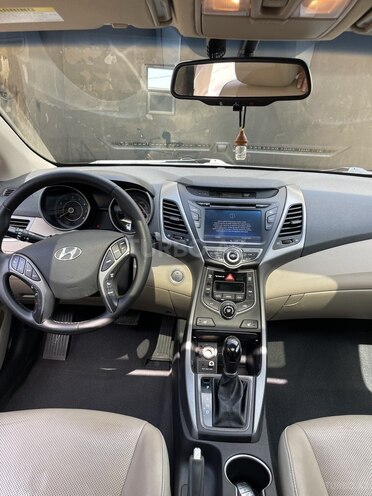 Hyundai Elantra 2014, 131,000 km - 1.8 л - Bakı