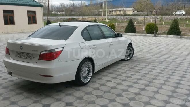 BMW 545 2006, 128,200 km - 0.3 л - Şəki