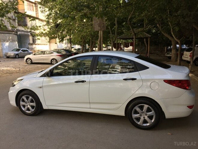 Hyundai Accent 2013, 85,000 km - 1.4 л - Bakı